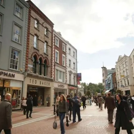 Hotel Camden Court Dublin