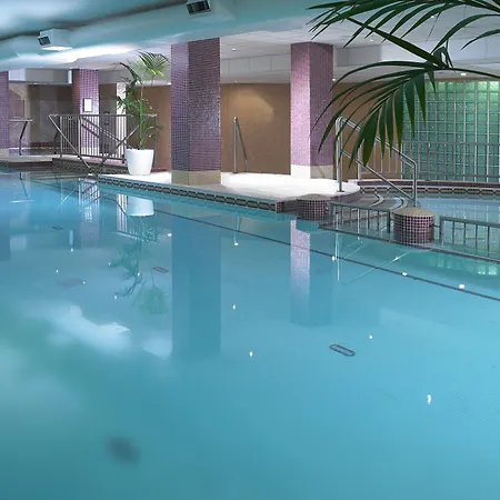 Camden Court Hotel 4*