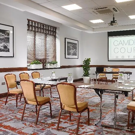Camden Court دبلن