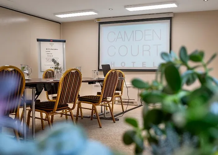 Camden Court Hotel 4*